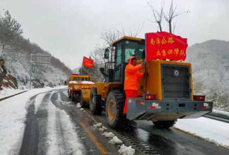 暴雪！积雪20厘米！有人被困5小时